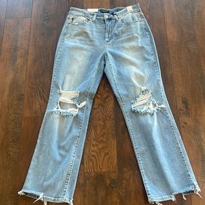 NEW JUDY BLUE STRAIGHT FIT HIGH WAIST